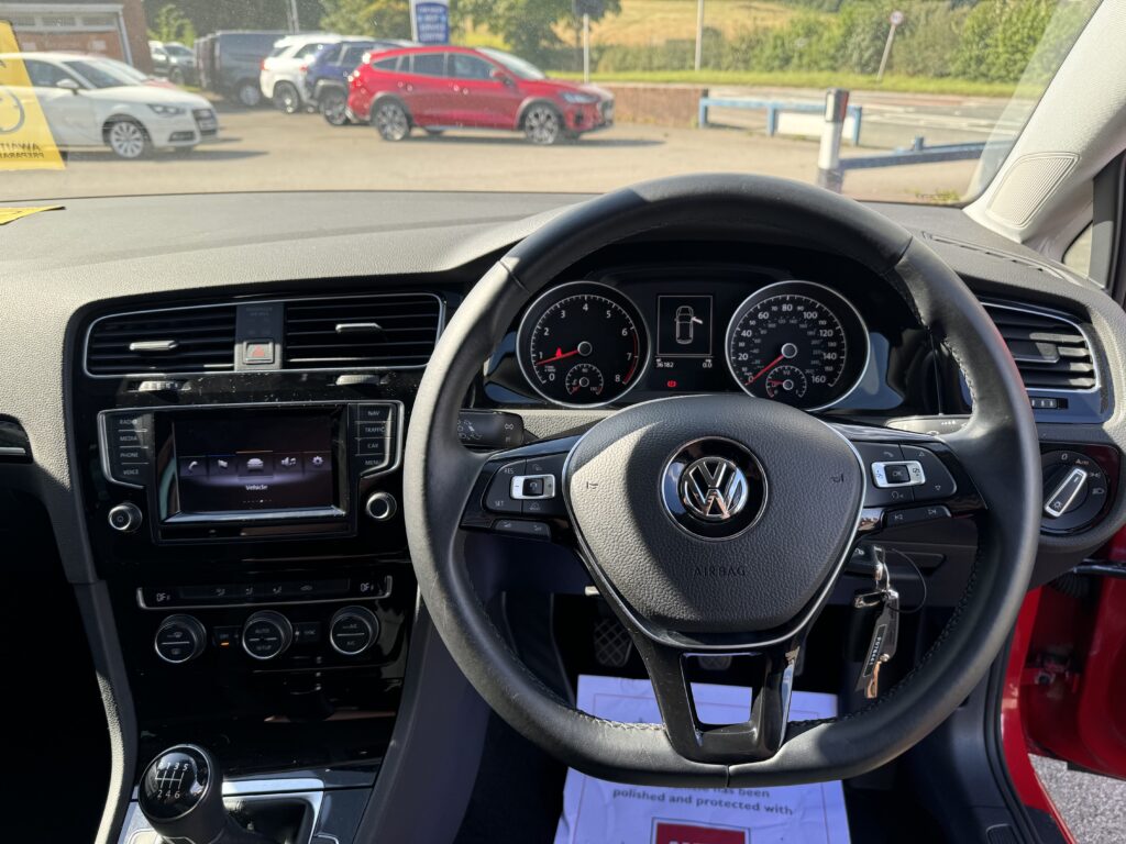 Volkswagen Golf GT