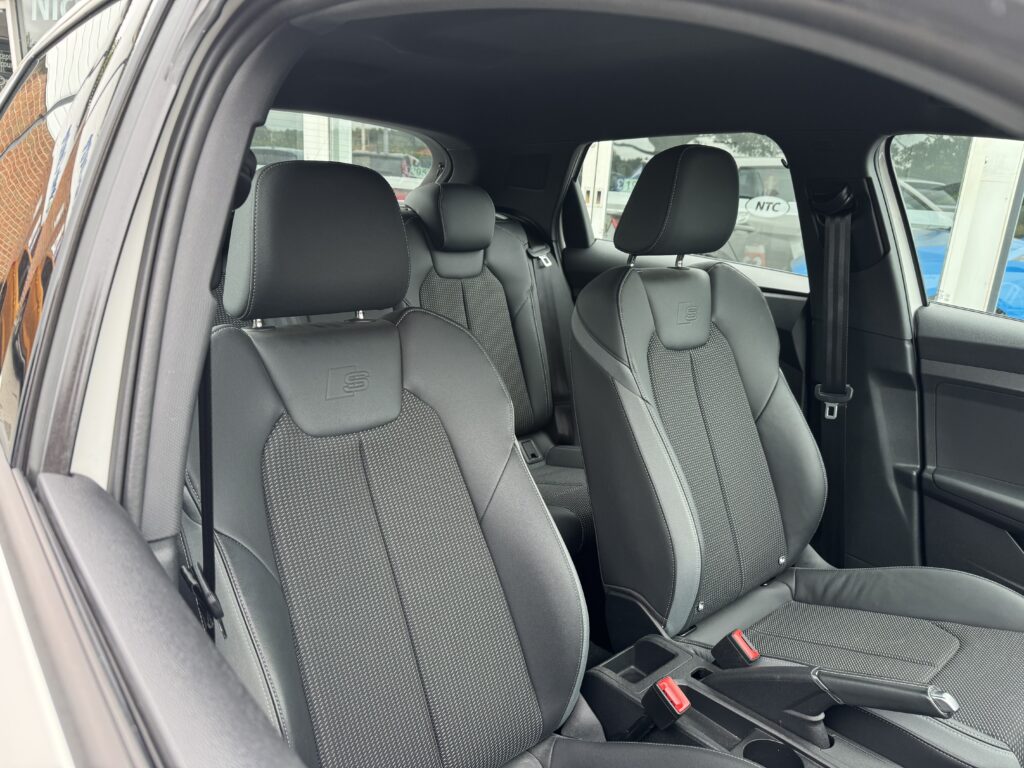 Audi A1 1.0 TFSI 30 S line Sportback S Tronic