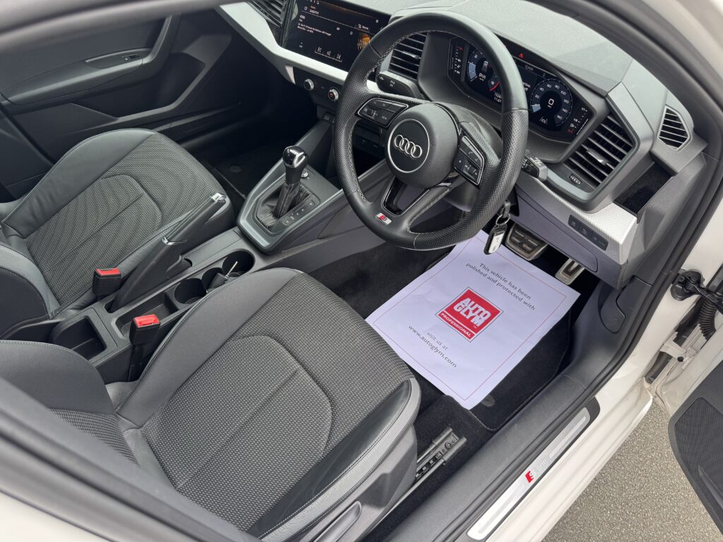 Audi A1 1.0 TFSI 30 S line Sportback S Tronic