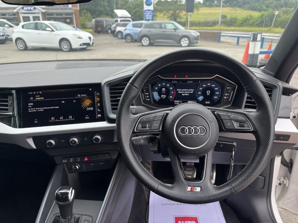 Audi A1 1.0 TFSI 30 S line Sportback S Tronic