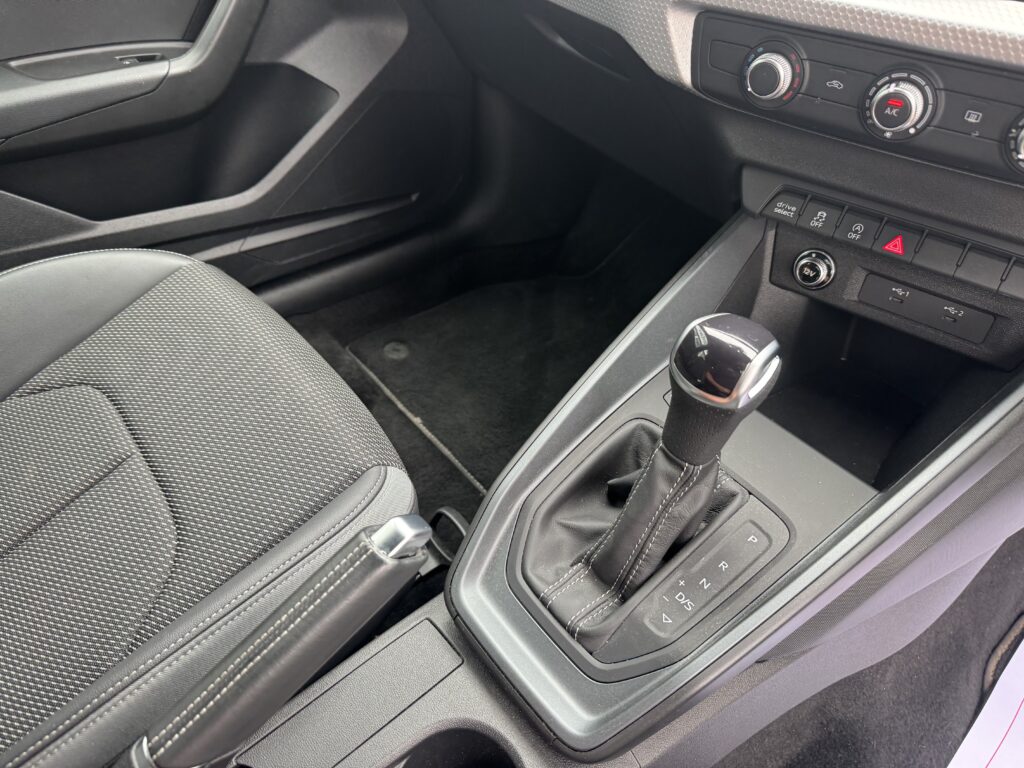 Audi A1 1.0 TFSI 30 S line Sportback S Tronic
