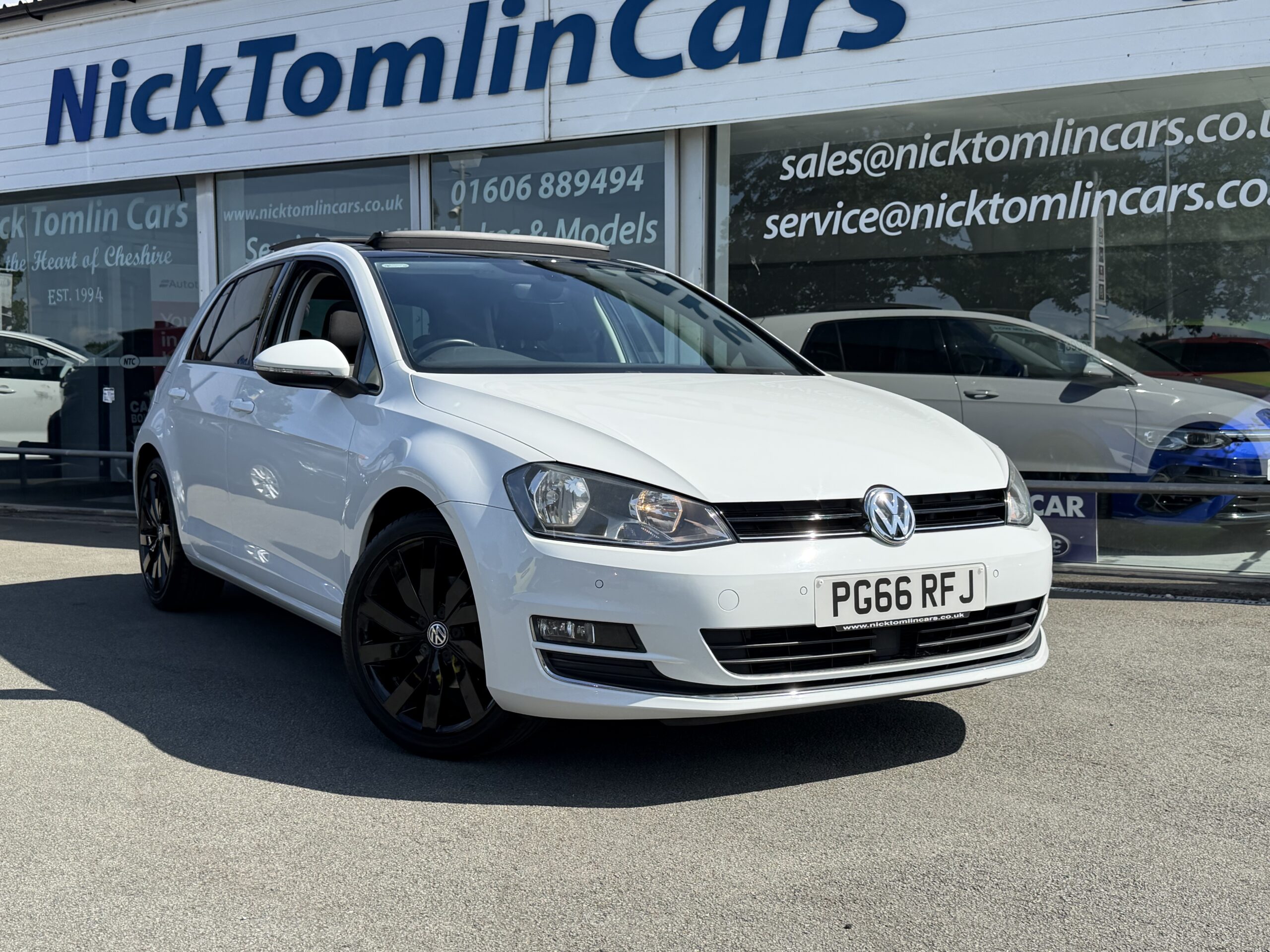 2017 VOLKSWAGEN GOLF